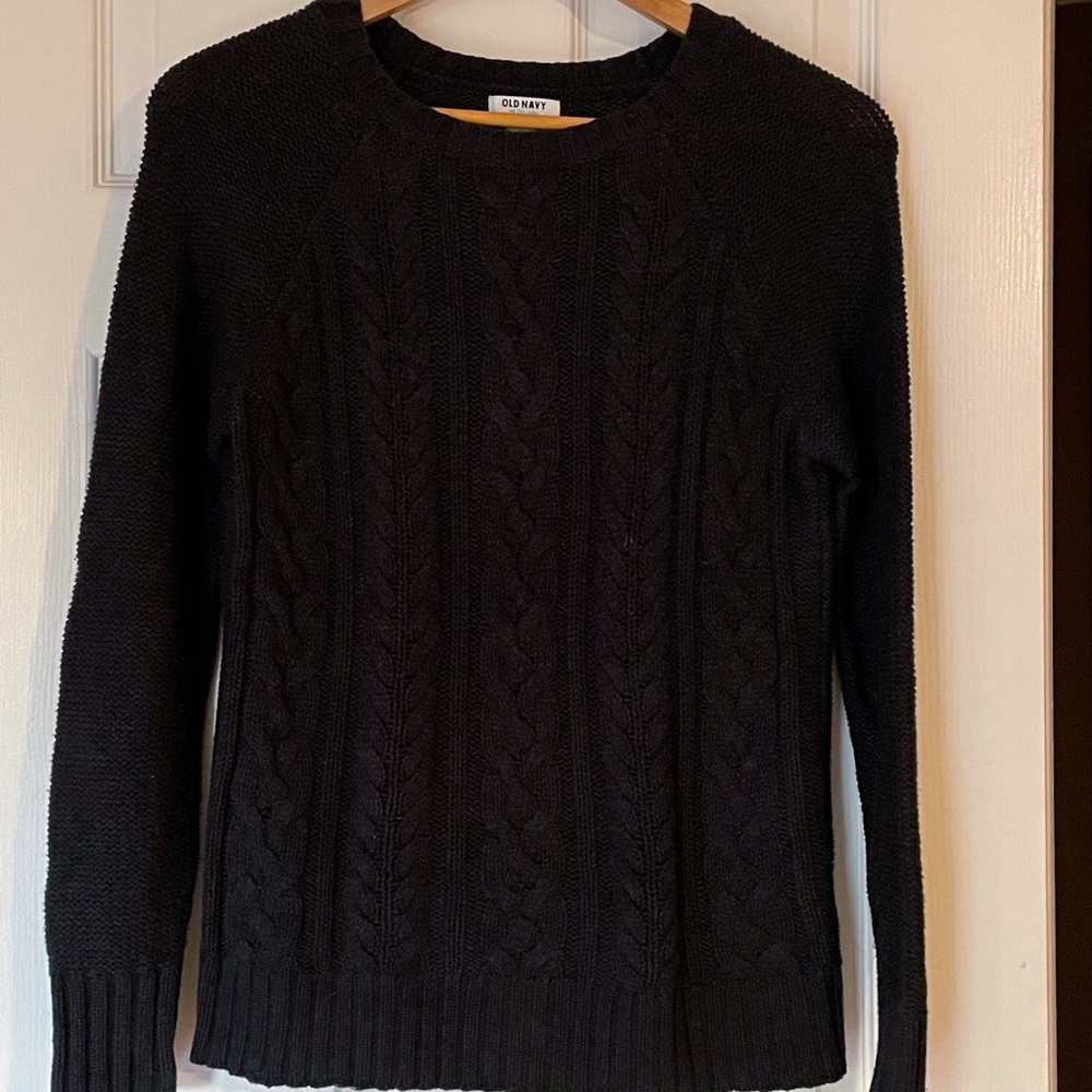 Old Navy Charcoal Cable Knit Pullover Sweater